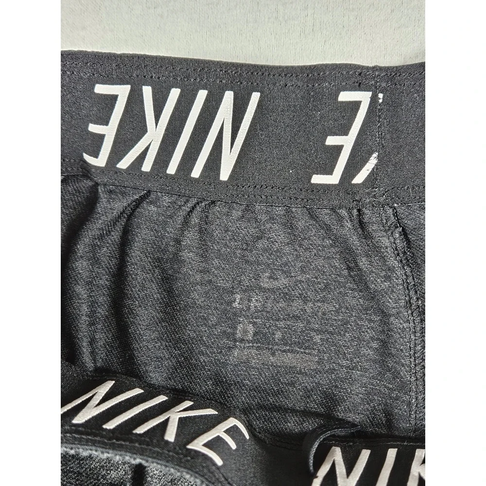 Nike Dri-FIT Womens Running Shorts Gray Heather Athletic Gym 890470-010 Size‎ M